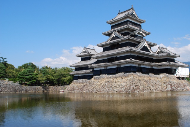 Image:20091011MATSUMOTO-Castle.jpg